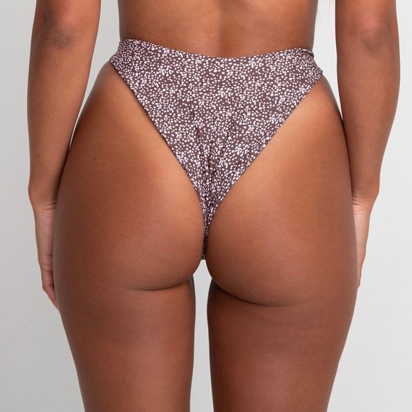 -Skatie Swim- Kelly Bottom in Sundance - Picture 2 of 2